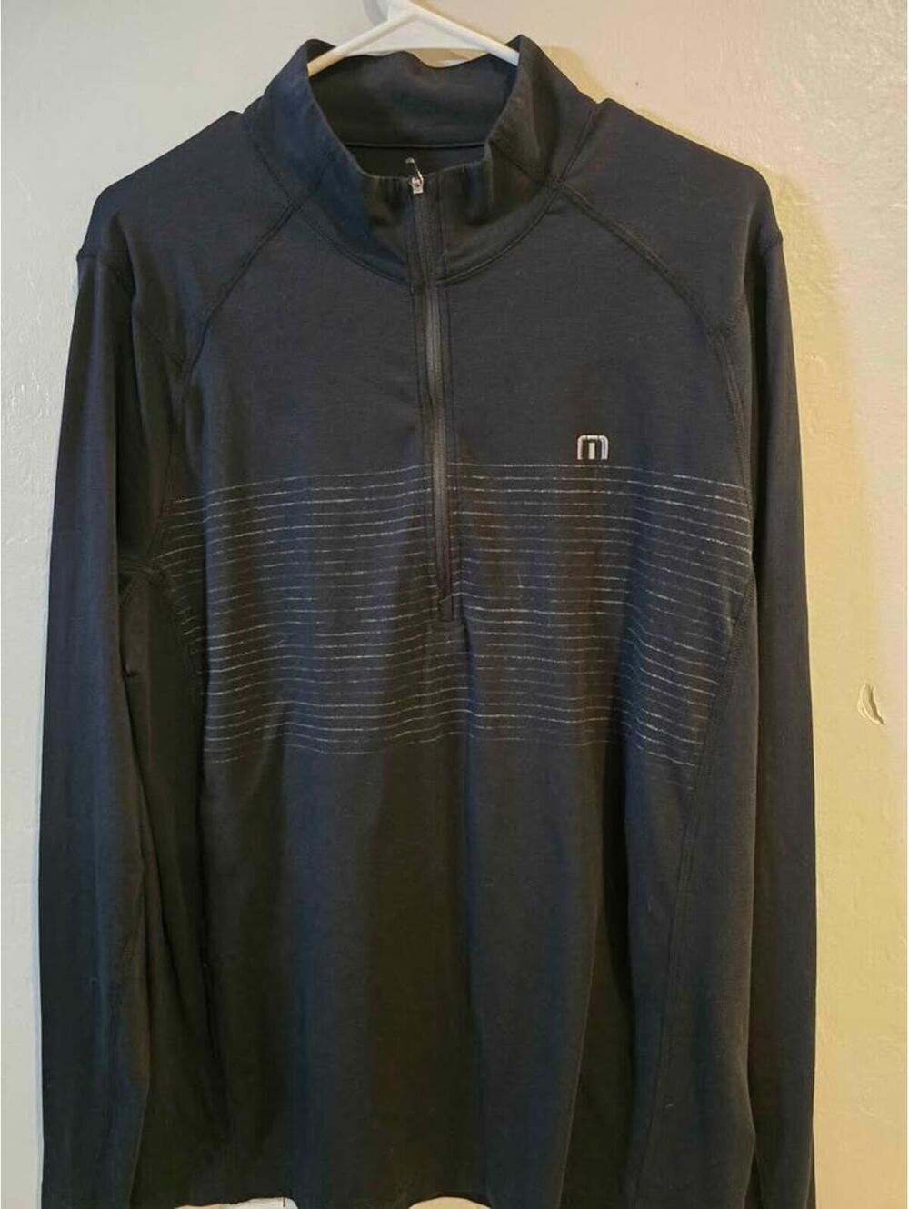 Travis Mathew Golf Pullover Men's Size Large